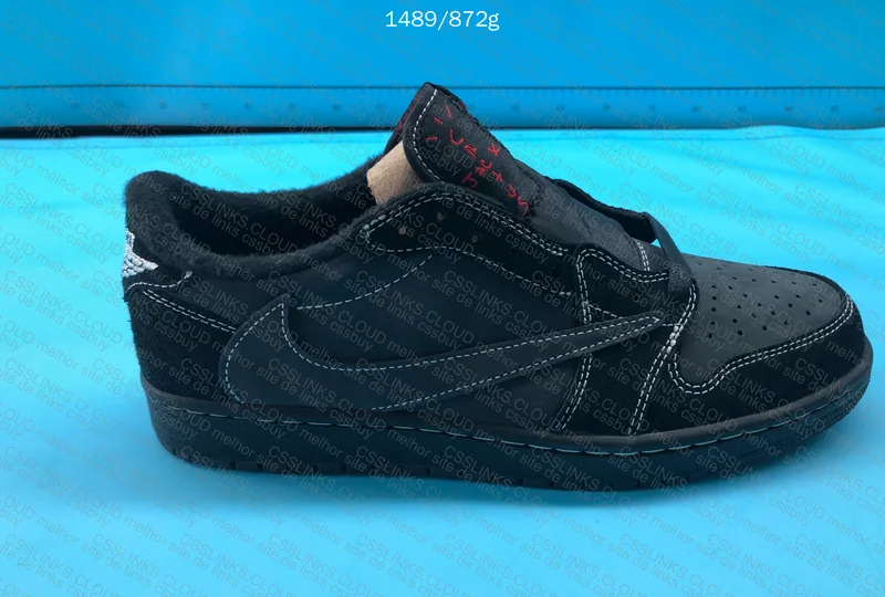 Travis Scott Black Phantom 4