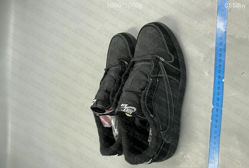 Travis Scott Black Phantom GL or RL?