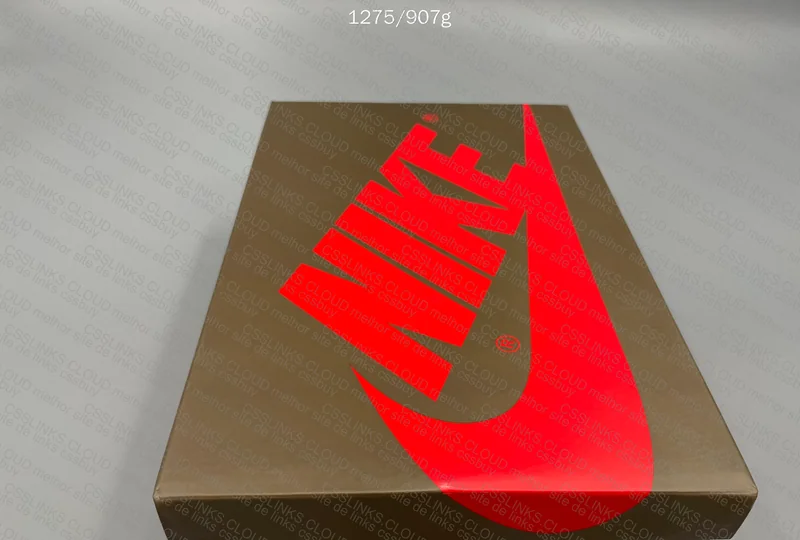 Travis Scott Dark Mocha Nike 3