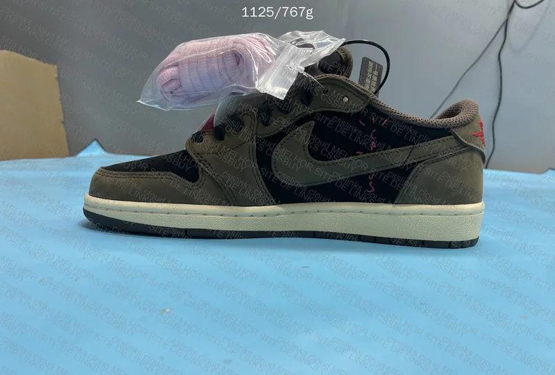 Travis Scott Dark Mocha PK 3