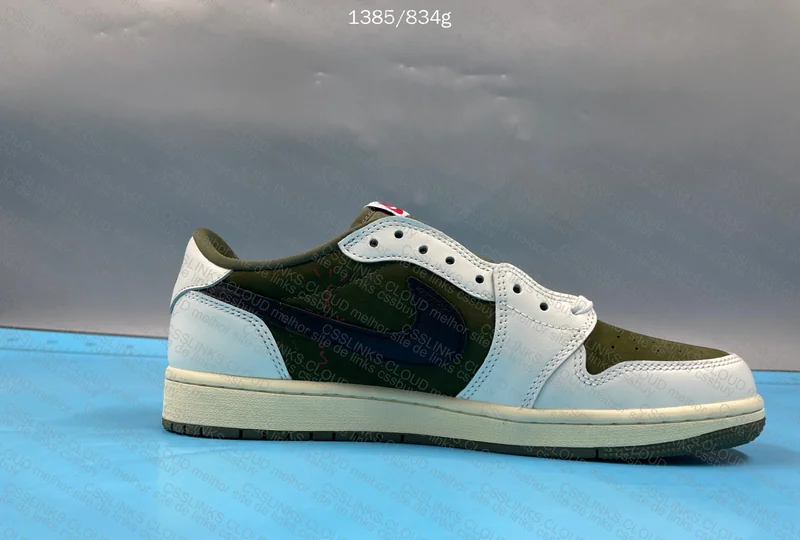 Travis Scott Jordan 1 Low Medium Olive / salle 5