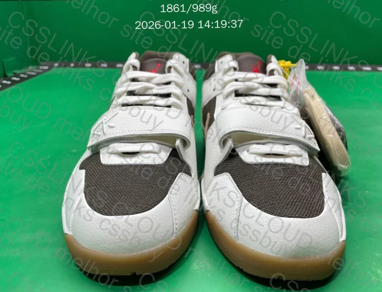 Travis Scott Jordan Jumpman Jack sail 4