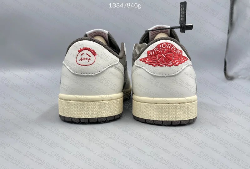 Travis Scott low Reverse Mocha FK 4