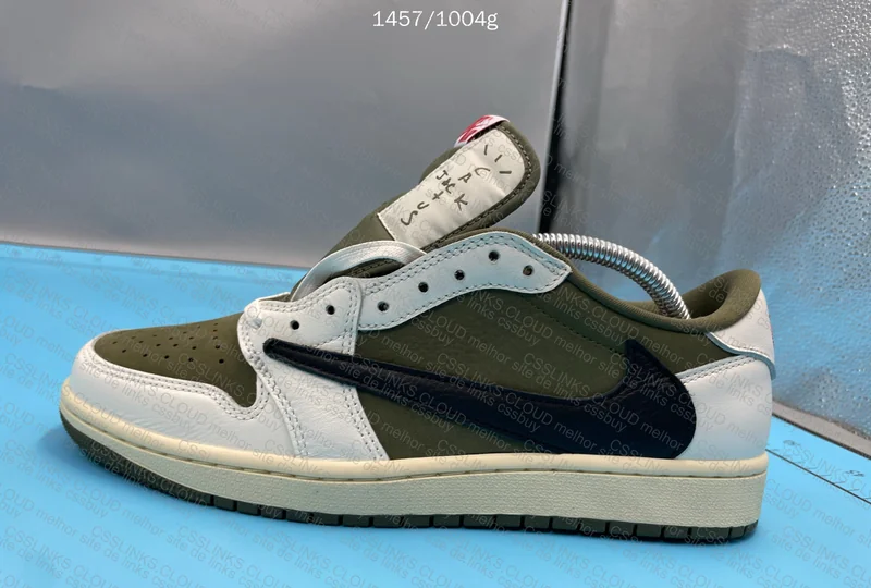 Travis Scott Medium Olive 3