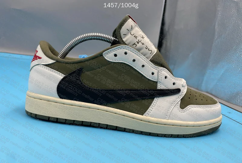 Travis Scott Medium Olive 6