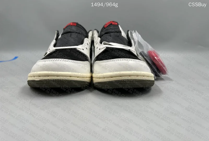 TRAVIS SCOTT "OLIVE" CZ 3