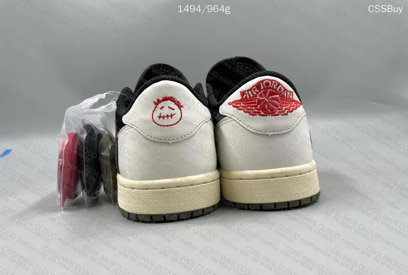 TRAVIS SCOTT "OLIVE" CZ 4