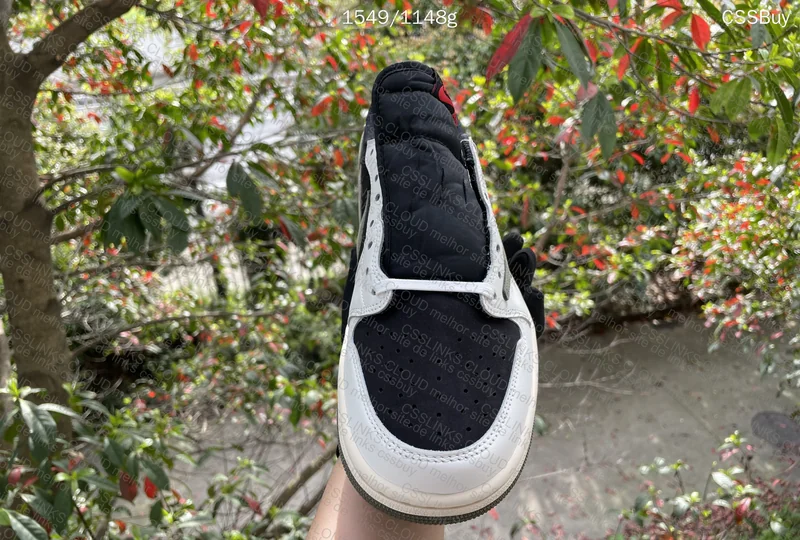 Travis Scott Olive (help!!) 8