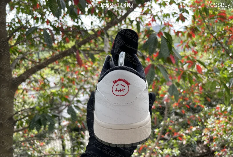 Travis Scott Olive (help!!) 9