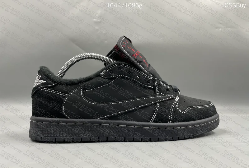 Travis Scott Phantom Black 3