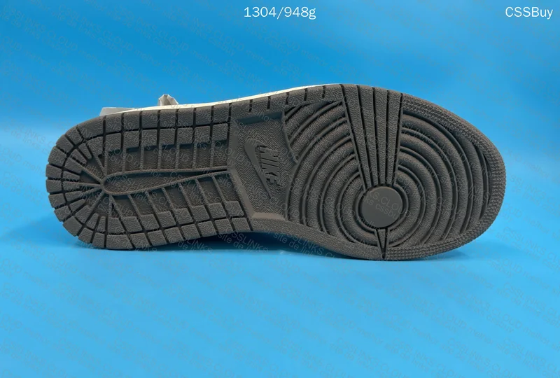 Travis Scott Reverse GL? 10