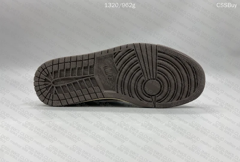 Travis Scott Reverse Mocha 2