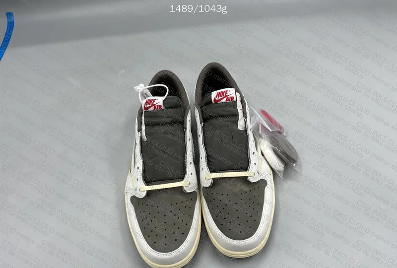 Travis Scott Reverse Mocha