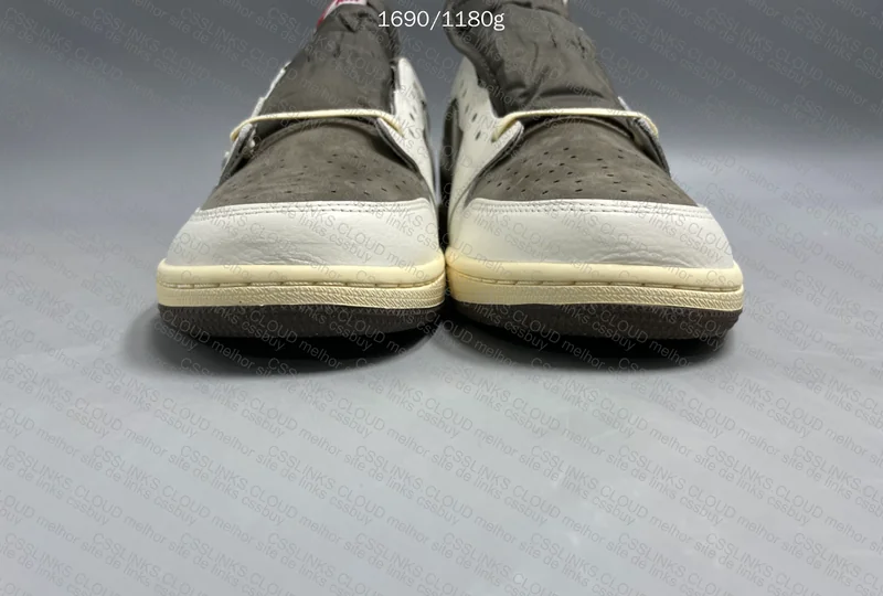 Travis Scott reverse mocha 8