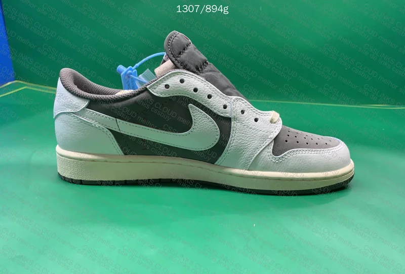 Travis scott reverse mocha 7