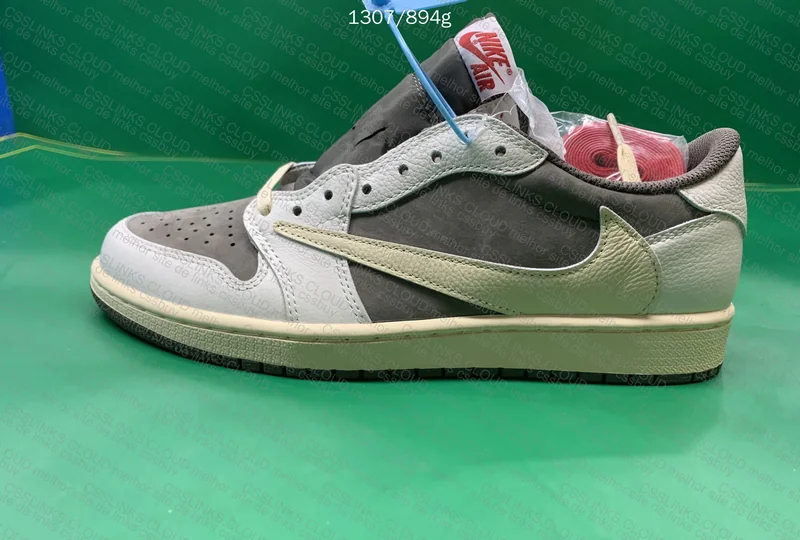 Travis scott reverse mocha 9