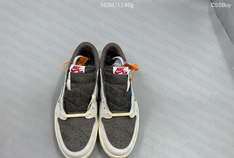 Travis Scott Reverse Mocha (ZOK) 7