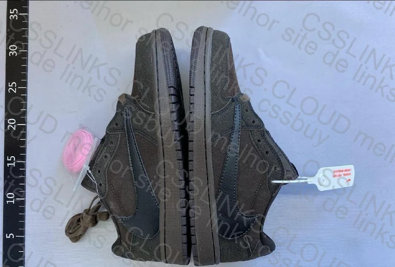 Travis scott velvet brown 3