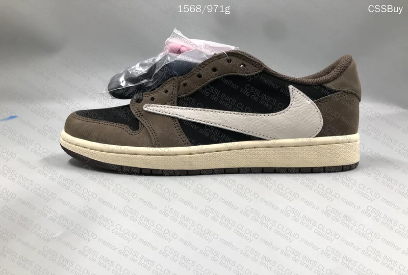 Travis Scott x Air Jordan 1 Dark Mocha 5