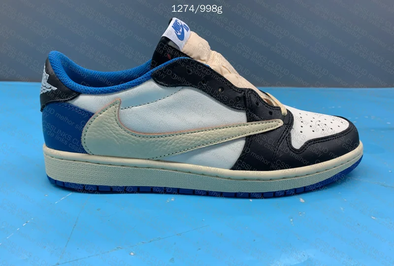 Travis Scott x Air Jordan 1 Fragment 4