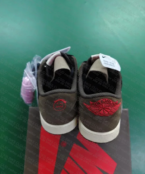 Travis Scott x Air Jordan 1 Low 4