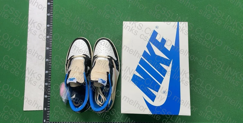 Travis Scott x Air Jordan 1 Low
