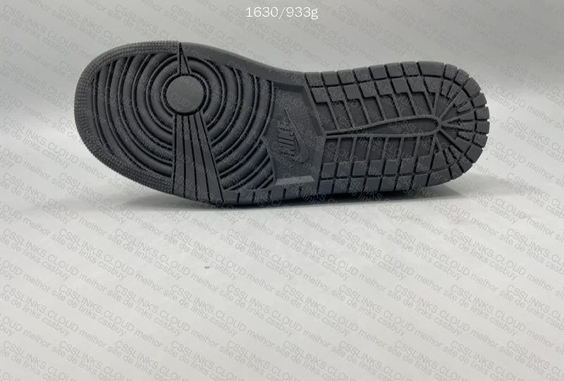 Travis Scott x Air Jordan 1 Low Black Phantom 5