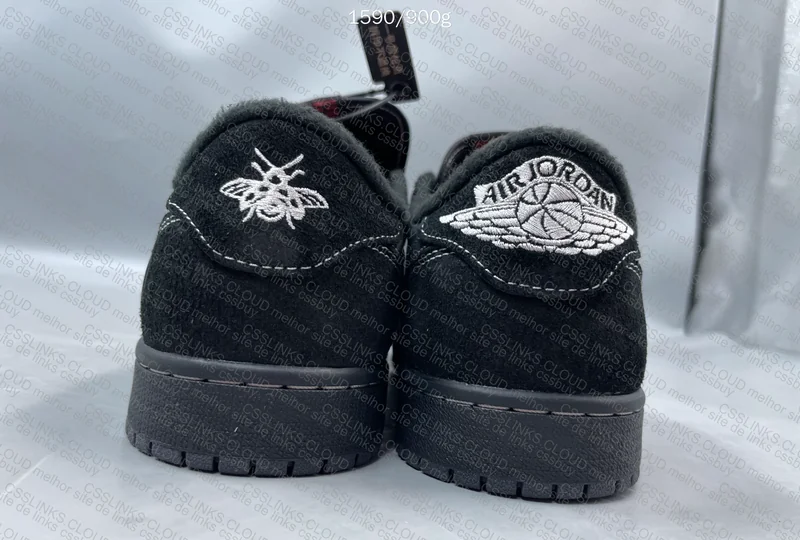 Travis Scott x Air Jordan 1 Low Black Phantom 2