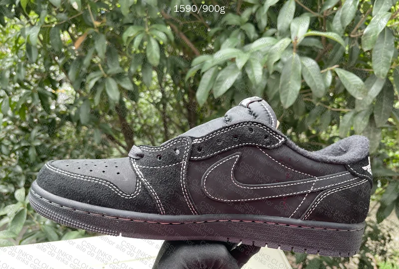 Travis Scott x Air Jordan 1 Low Black Phantom 3
