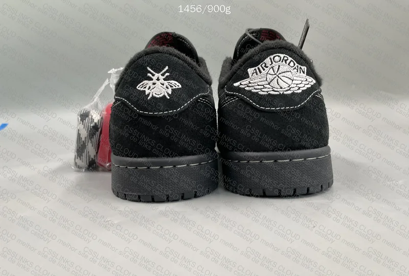 Travis Scott x Air Jordan 1 Low black phantom FK 2