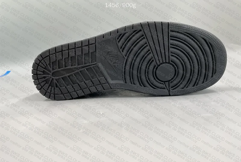 Travis Scott x Air Jordan 1 Low black phantom FK 5