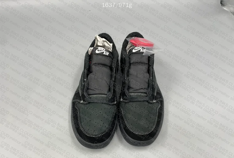 Travis Scott x Air Jordan 1 Low Black Phantom SIR 158 4
