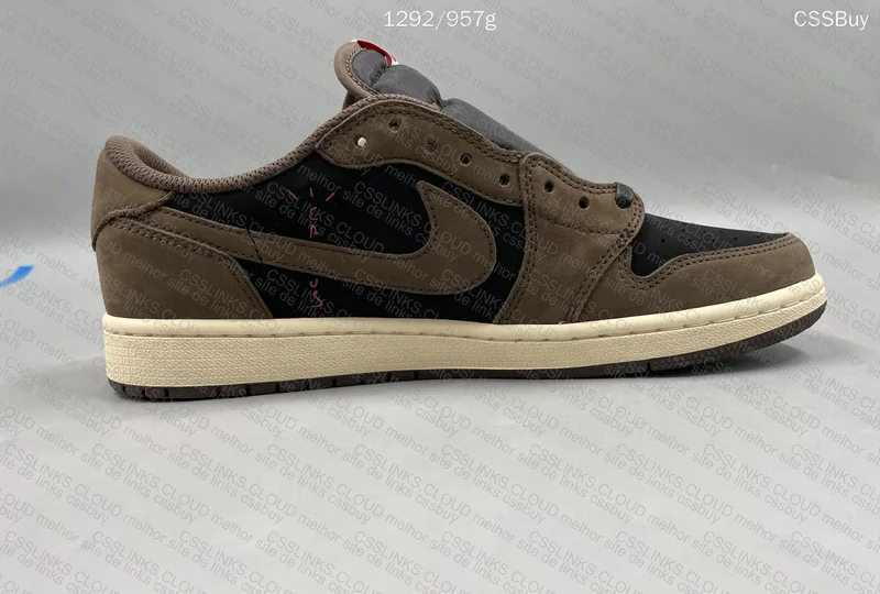 Travis Scott x Air Jordan 1 Low - Dark Mocha (FK B) 5