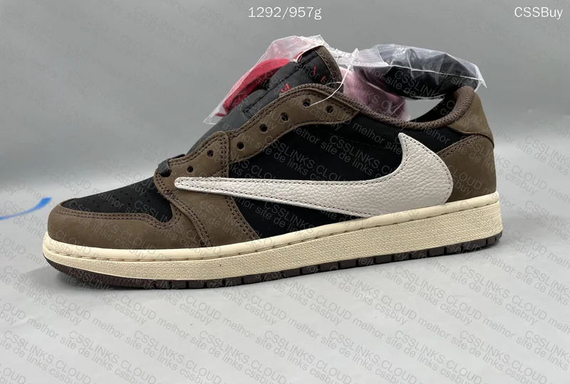 Travis Scott x Air Jordan 1 Low - Dark Mocha (FK B) 7