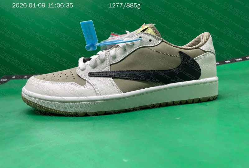Travis Scott x Air Jordan 1 Low Golf Neutral Olive 10