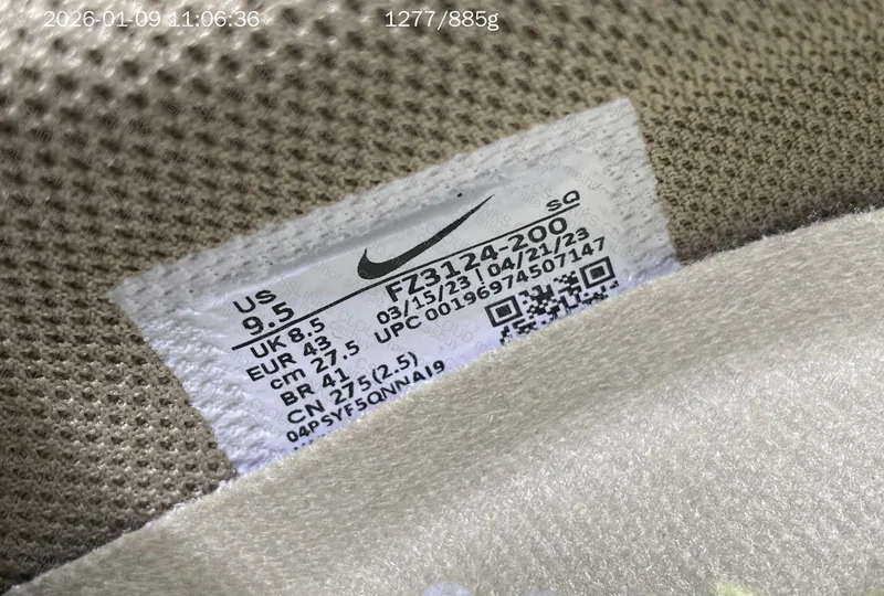 Travis Scott x Air Jordan 1 Low Golf Neutral Olive 2