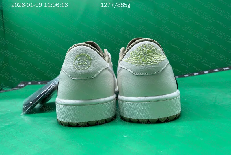 Travis Scott x Air Jordan 1 Low Golf Neutral Olive 9
