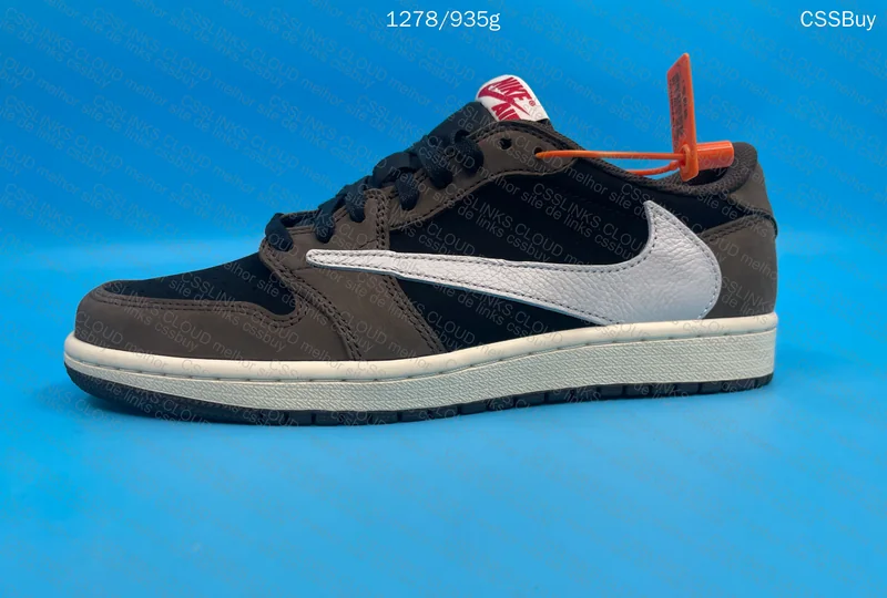 Travis Scott x Air Jordan 1 Low 'Mocha'(GL?) 3
