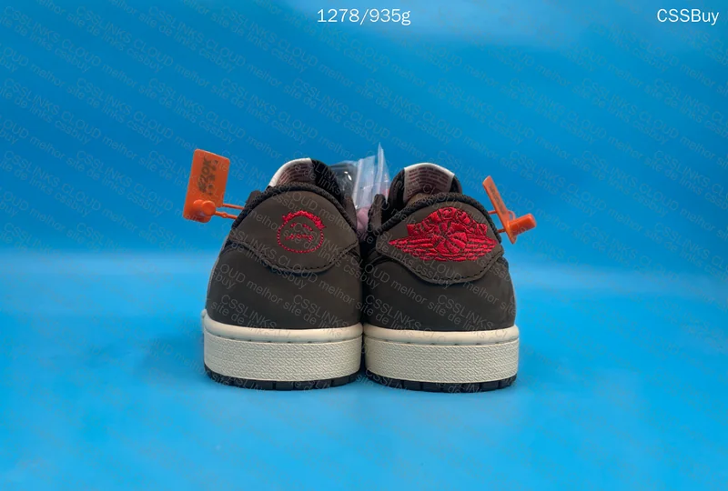 Travis Scott x Air Jordan 1 Low 'Mocha'(GL?) 6