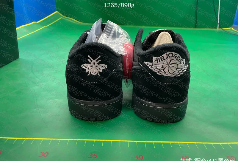 Travis Scott x Air Jordan 1 Low OG Black Phantom 6
