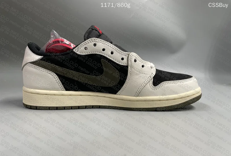 Travis Scott x Air Jordan 1 Low Olive 4