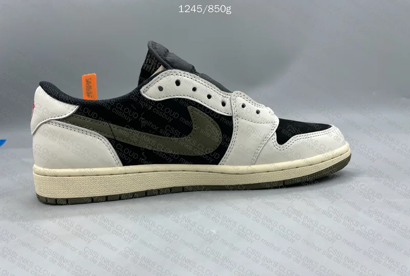 Travis Scott x Air Jordan 1 Low Olive 2