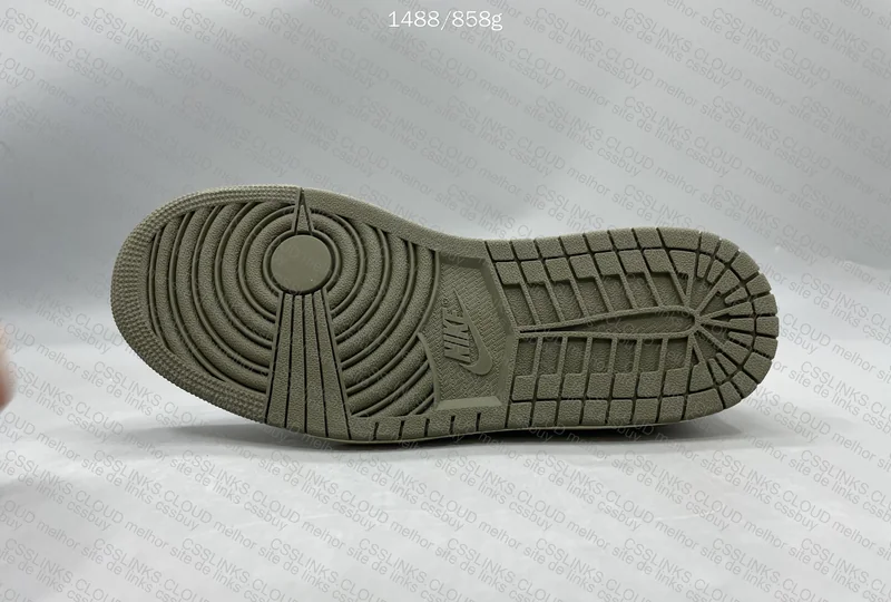 Travis Scott x Air Jordan 1 Low Olive 9