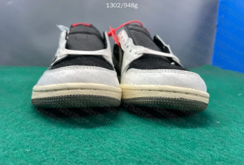 Travis Scott x Air Jordan 1 Low Olive 10