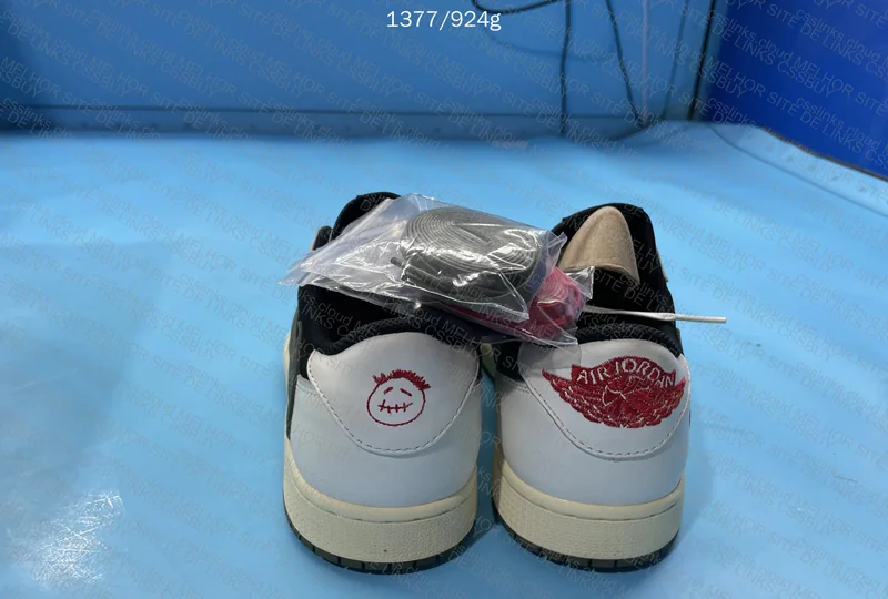 Travis Scott x Air Jordan 1 Low Olive Fk b 4