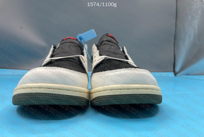 Travis Scott x Air Jordan 1 Low Olive - Y3 Batch 7