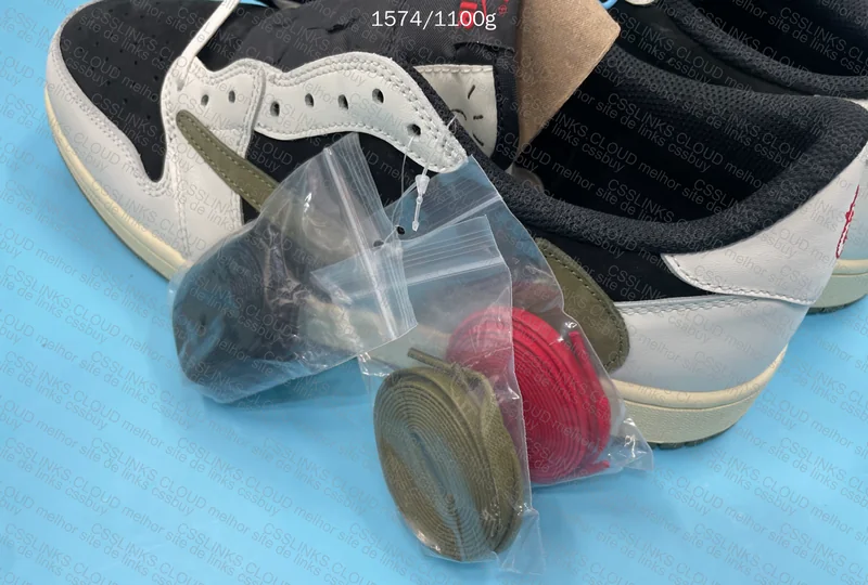 Travis Scott x Air Jordan 1 Low Olive - Y3 Batch 9