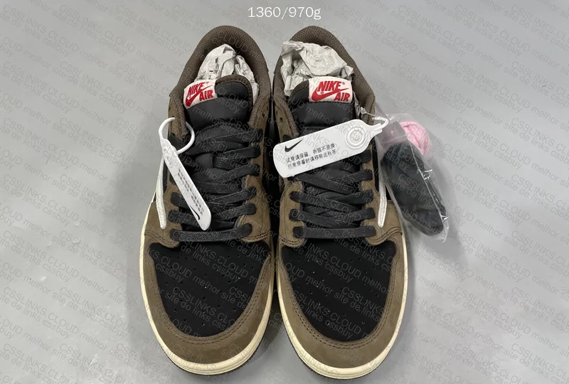 Travis Scott x Air Jordan 1 Low Retro Dark Mocha