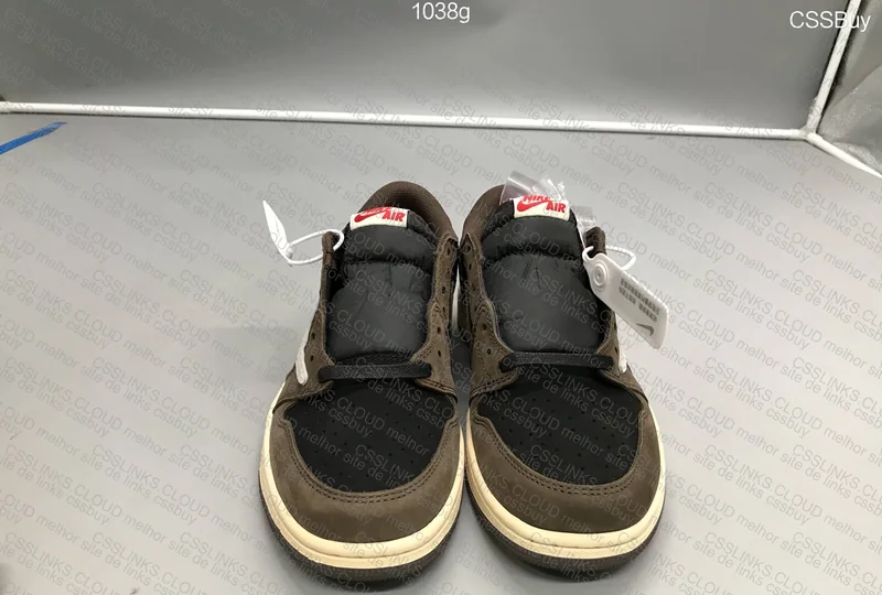 Travis Scott x Air Jordan 1 Low Retro SP Dark Mocha 10