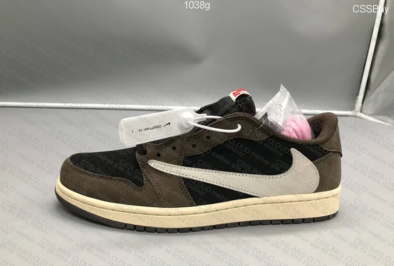 Travis Scott x Air Jordan 1 Low Retro SP Dark Mocha 2